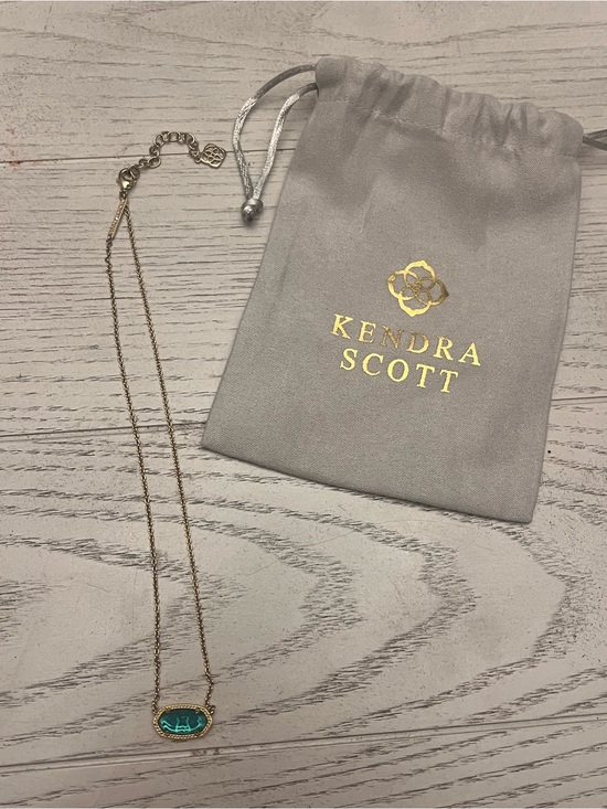 Kendra Scott Jewelry - Kendra Scott Elisa Gold Necklace with Turquoise Oval Pendant